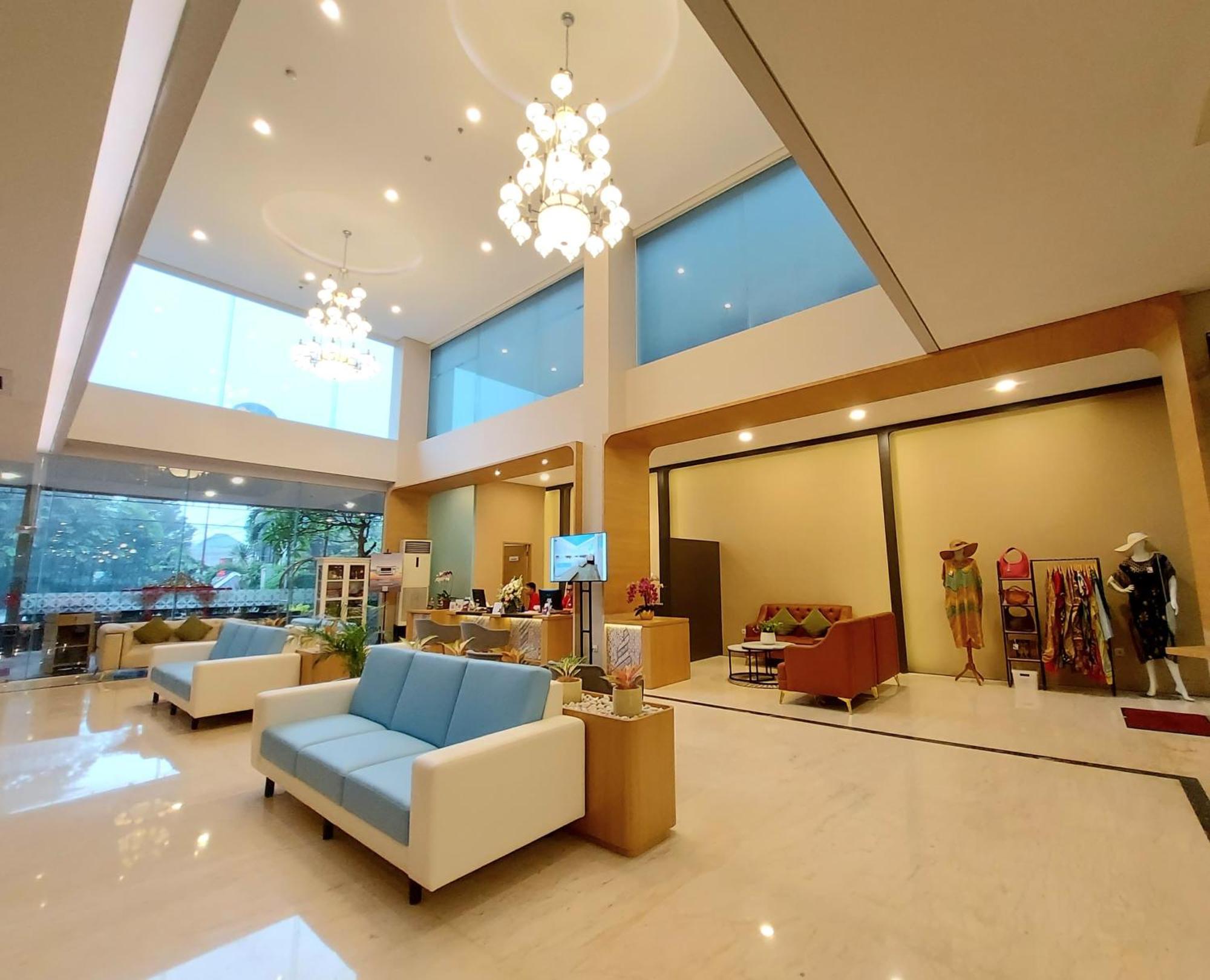 Hotel @HOM Premiere Timoho Yogyakarta Exterior foto